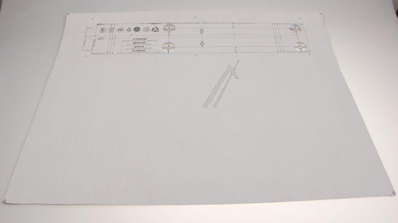 Whirlpool Indesit 488000481117 Schablone - C00481117 montageschablone f.tuerschaniere moebelfr